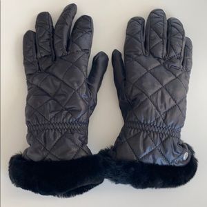 Ugg furry lined gloves